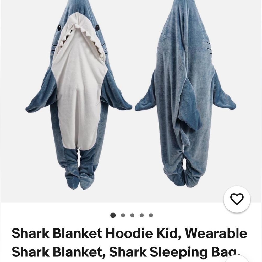 Blue Shark Wearable Blanket- Kids
38” length of shark’s body